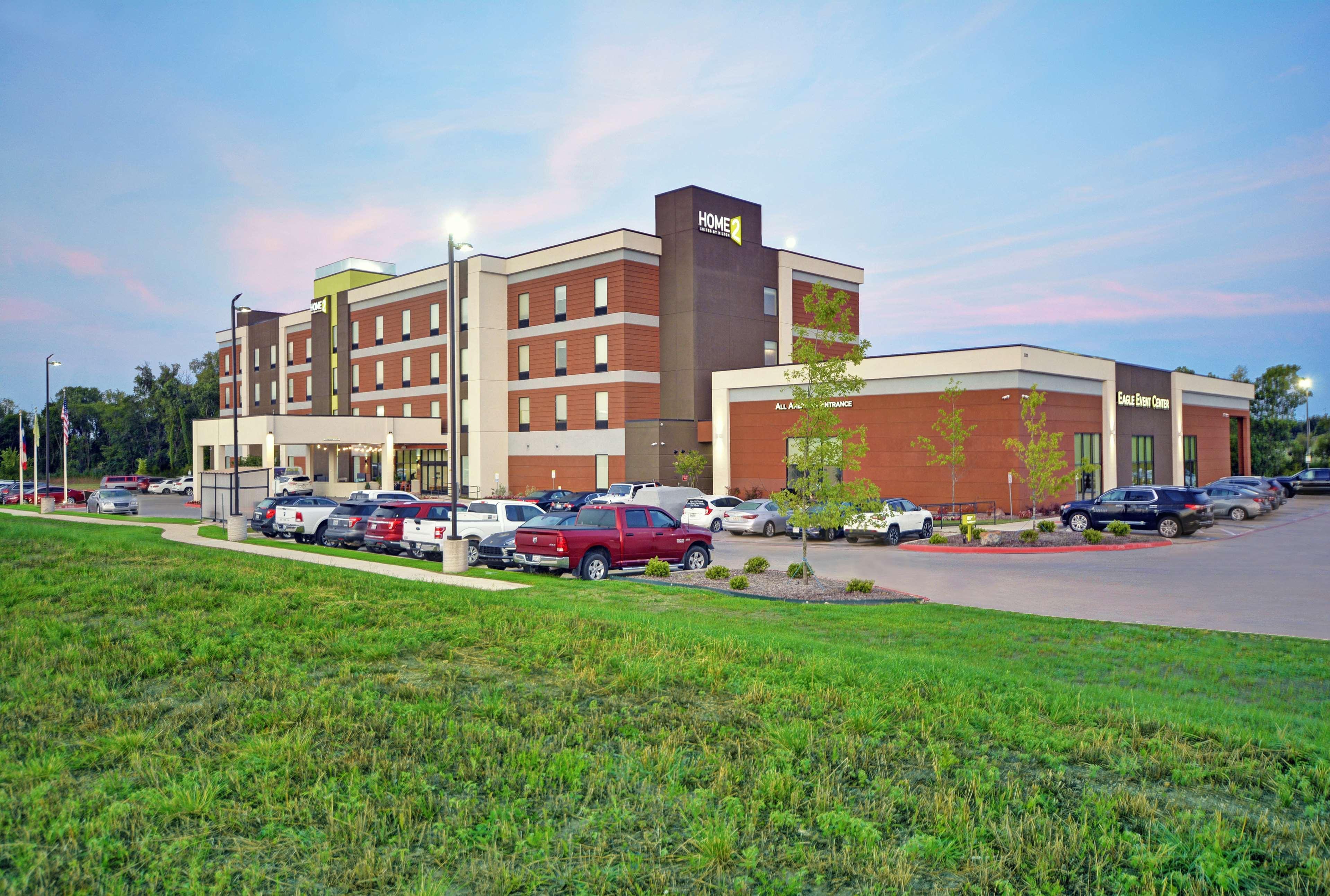 Home2 Suites By Hilton Dallas דסוטו מראה חיצוני תמונה