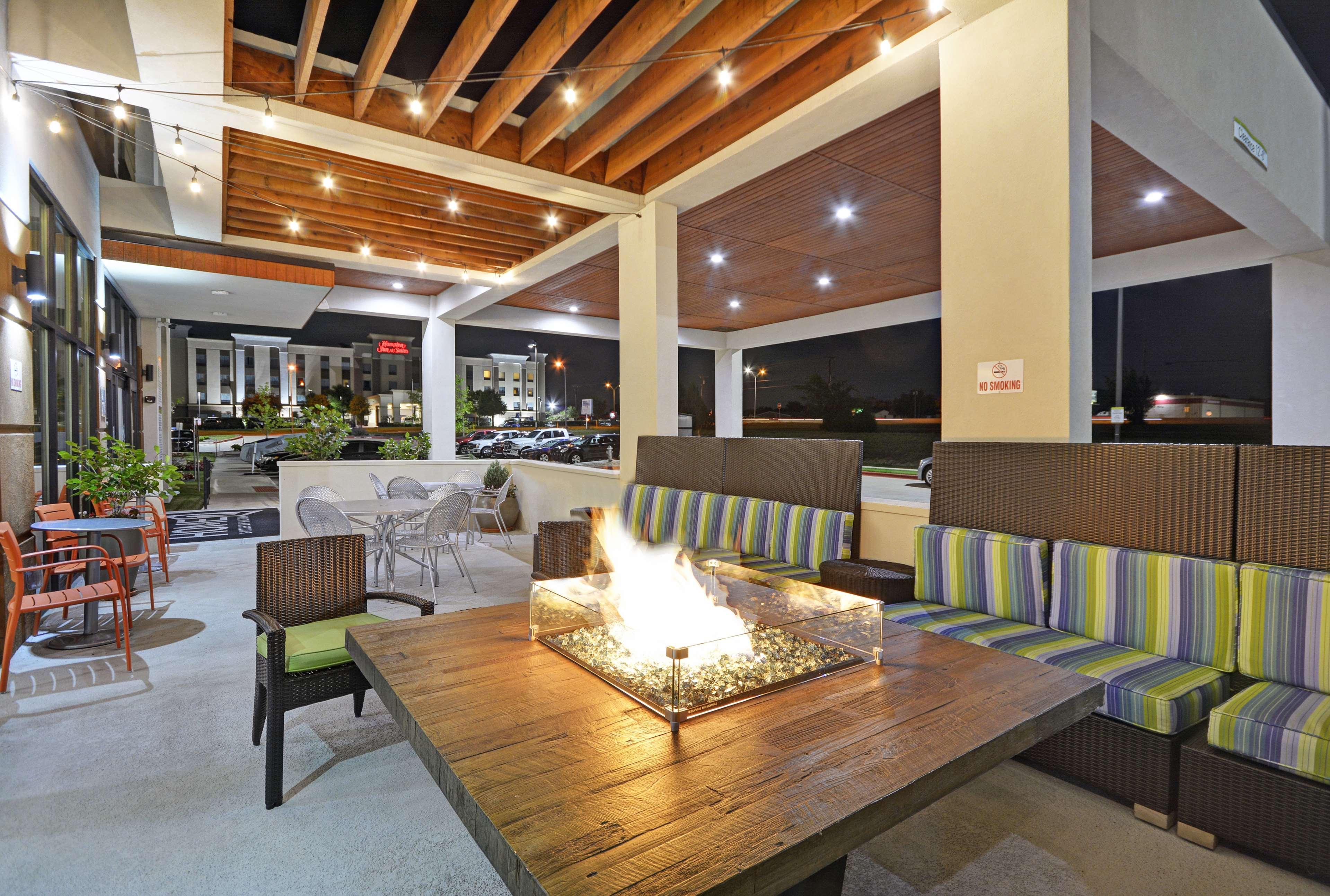 Home2 Suites By Hilton Dallas דסוטו מראה חיצוני תמונה